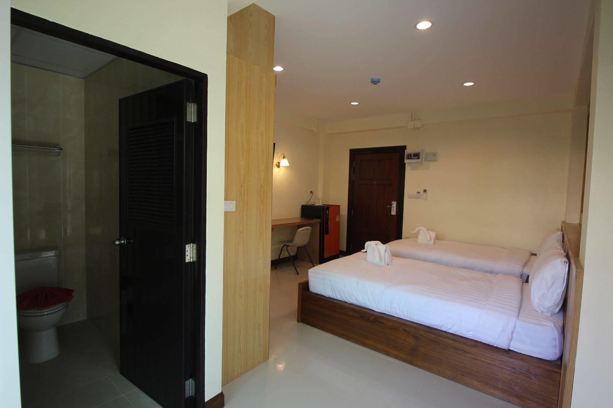 Hotel Monmuang Chiang Mai Esterno foto
