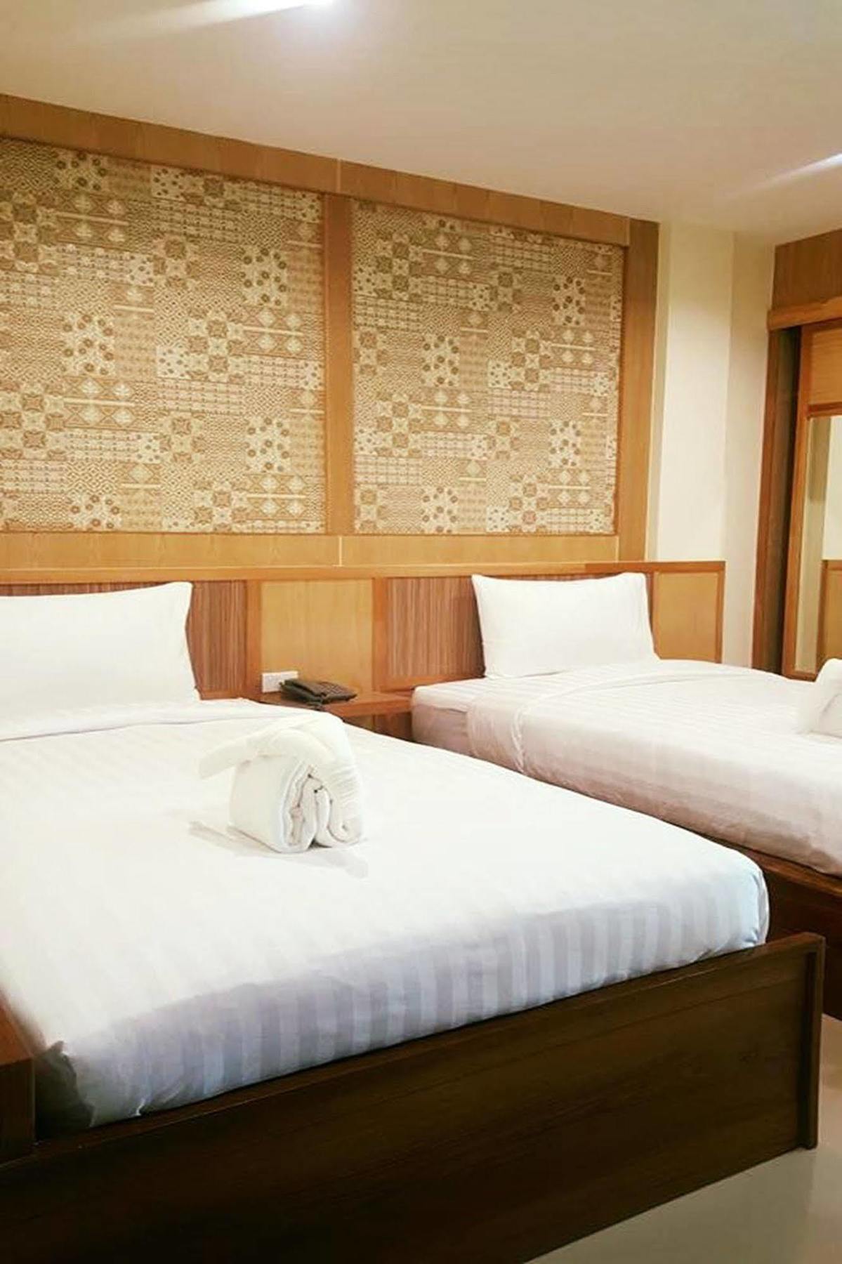 Hotel Monmuang Chiang Mai Esterno foto