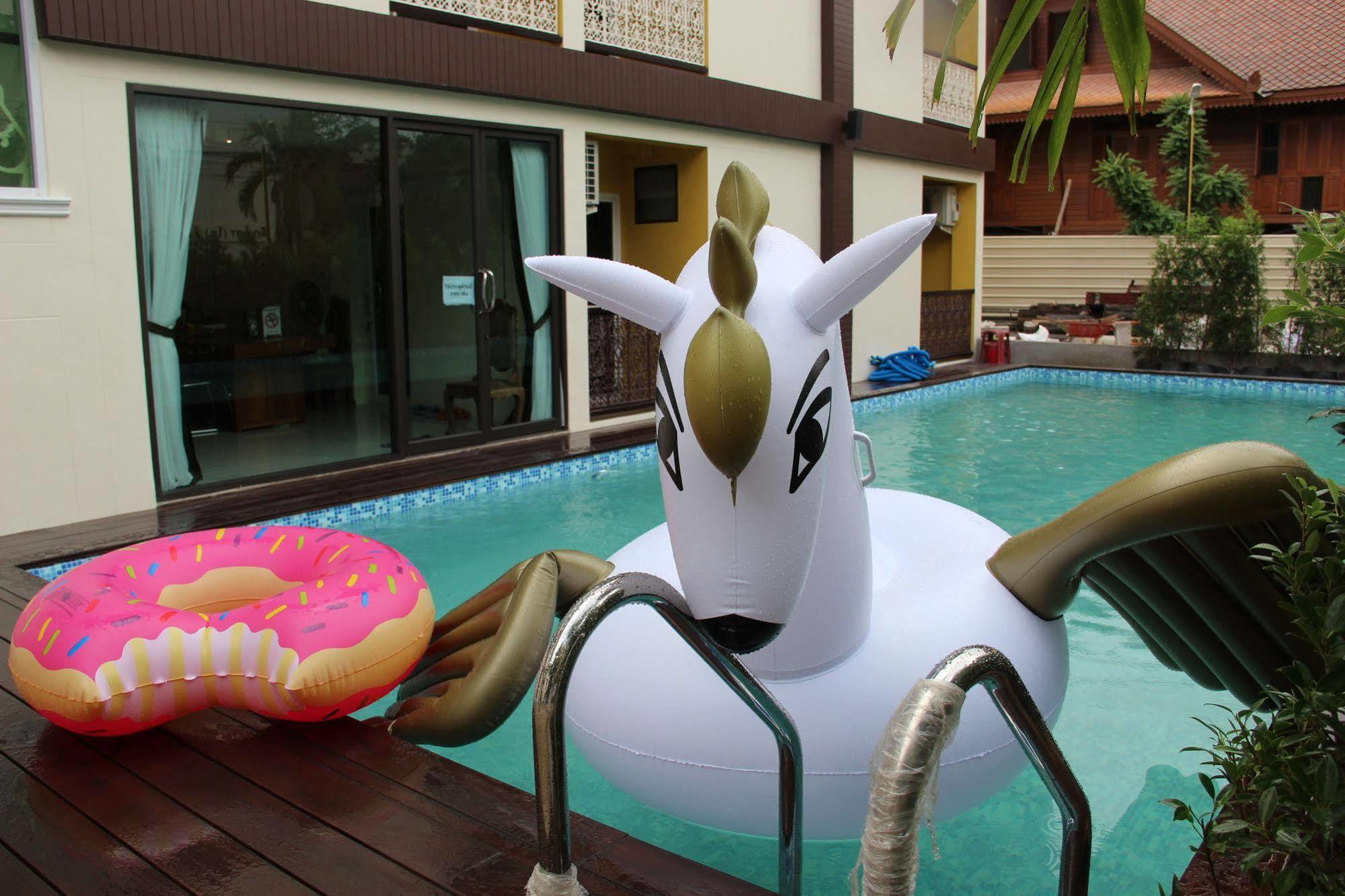 Hotel Monmuang Chiang Mai Esterno foto