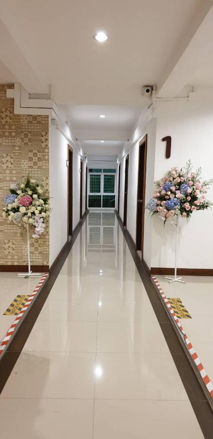 Hotel Monmuang Chiang Mai Esterno foto