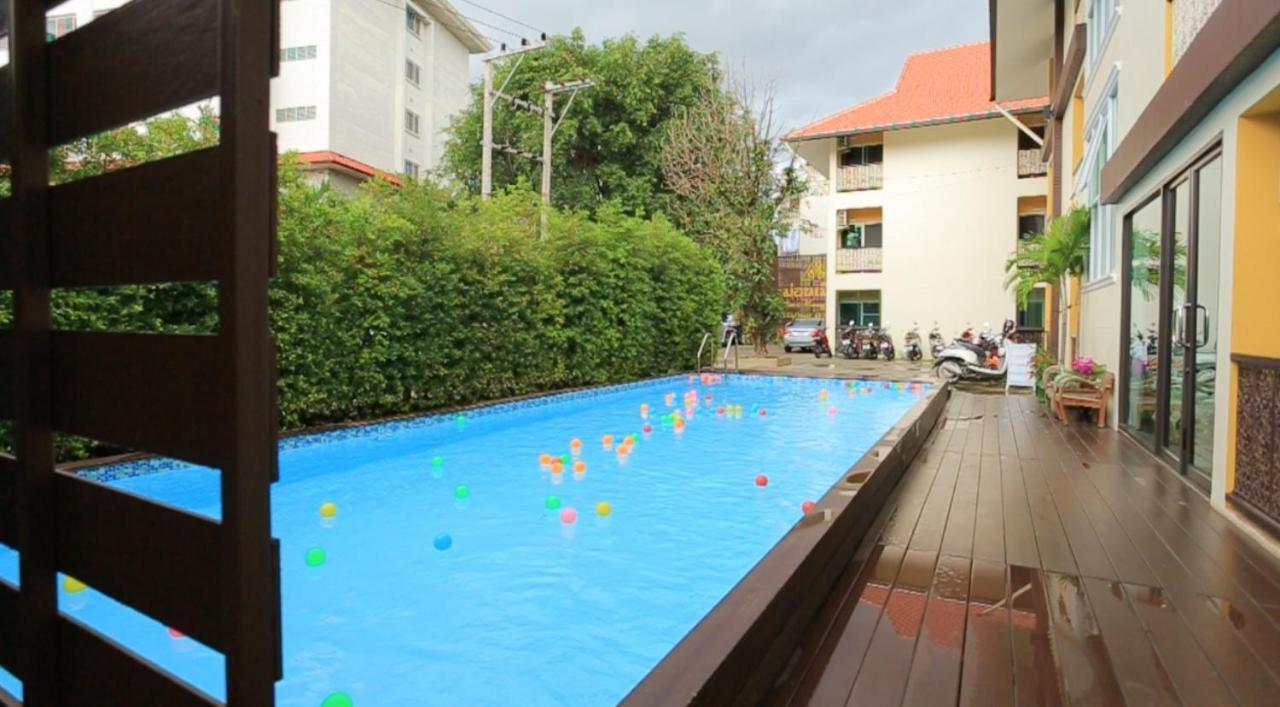 Hotel Monmuang Chiang Mai Esterno foto